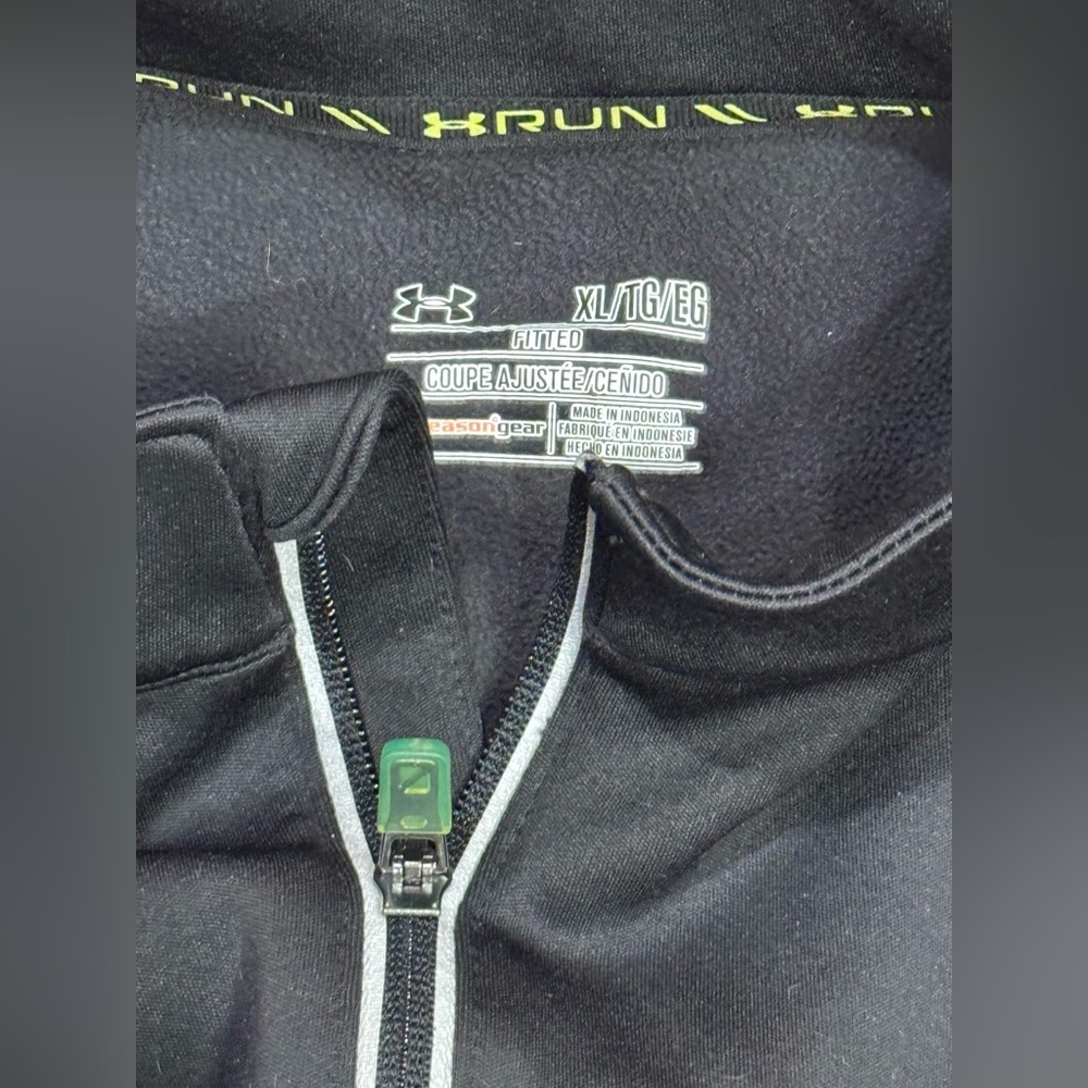 Vest - Picture 5 of 10